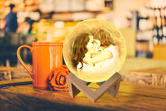 DIY Starry Frame: Capturing Mother-Daughter Moments in 3D Light